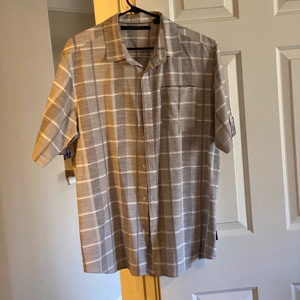 Men Sean John shirt